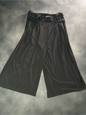 Calvin Klein Wide-Leg Black Culotte Pants with Waist Tie Medium